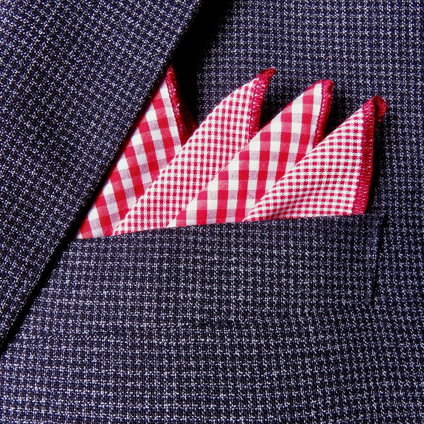 Han-Han Square / Red