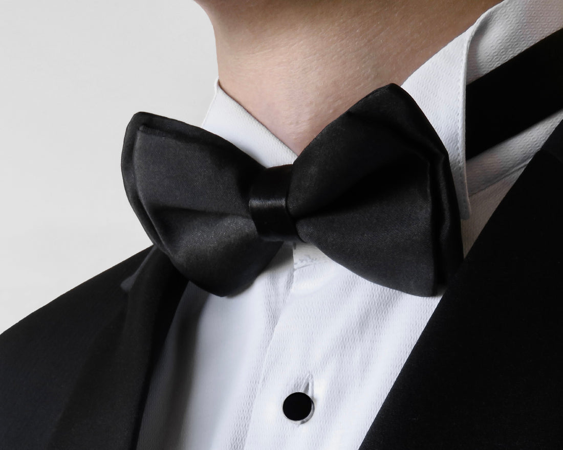 Wing Collar Shirt: History, Purpose, and When to Wear One