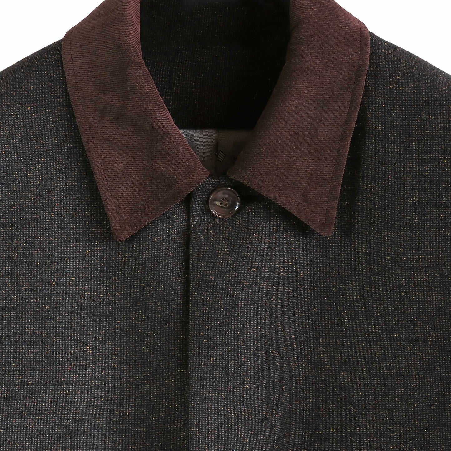 Abrigo Marrón con Nep de Seda y Frente Oculto